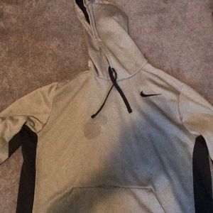 Nike Therma-Fit sweatshirt